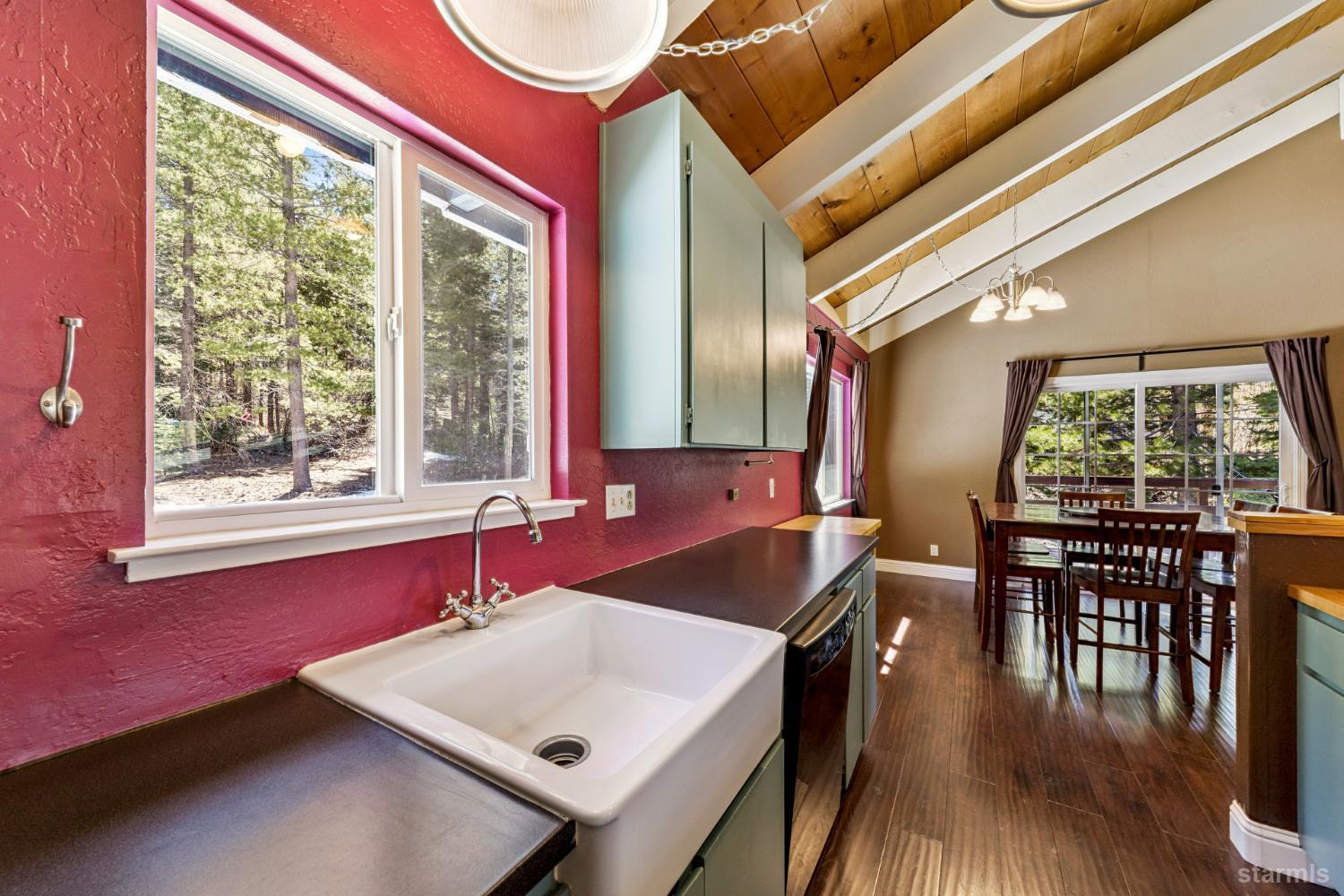 1655 Pebble Beach Road South Lake Tahoe, CA 96150 - Photo 14 of 29