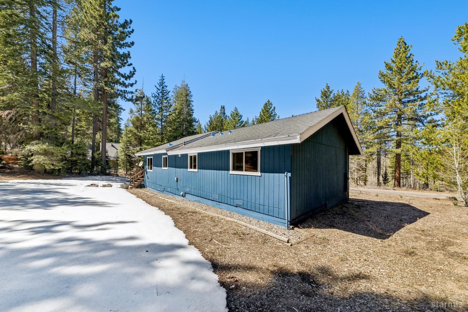 1655 Pebble Beach Road South Lake Tahoe, CA 96150 - Photo 22 of 29