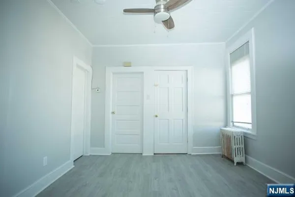 $2,950 | 35 East Place, Lodi, NJ 07644