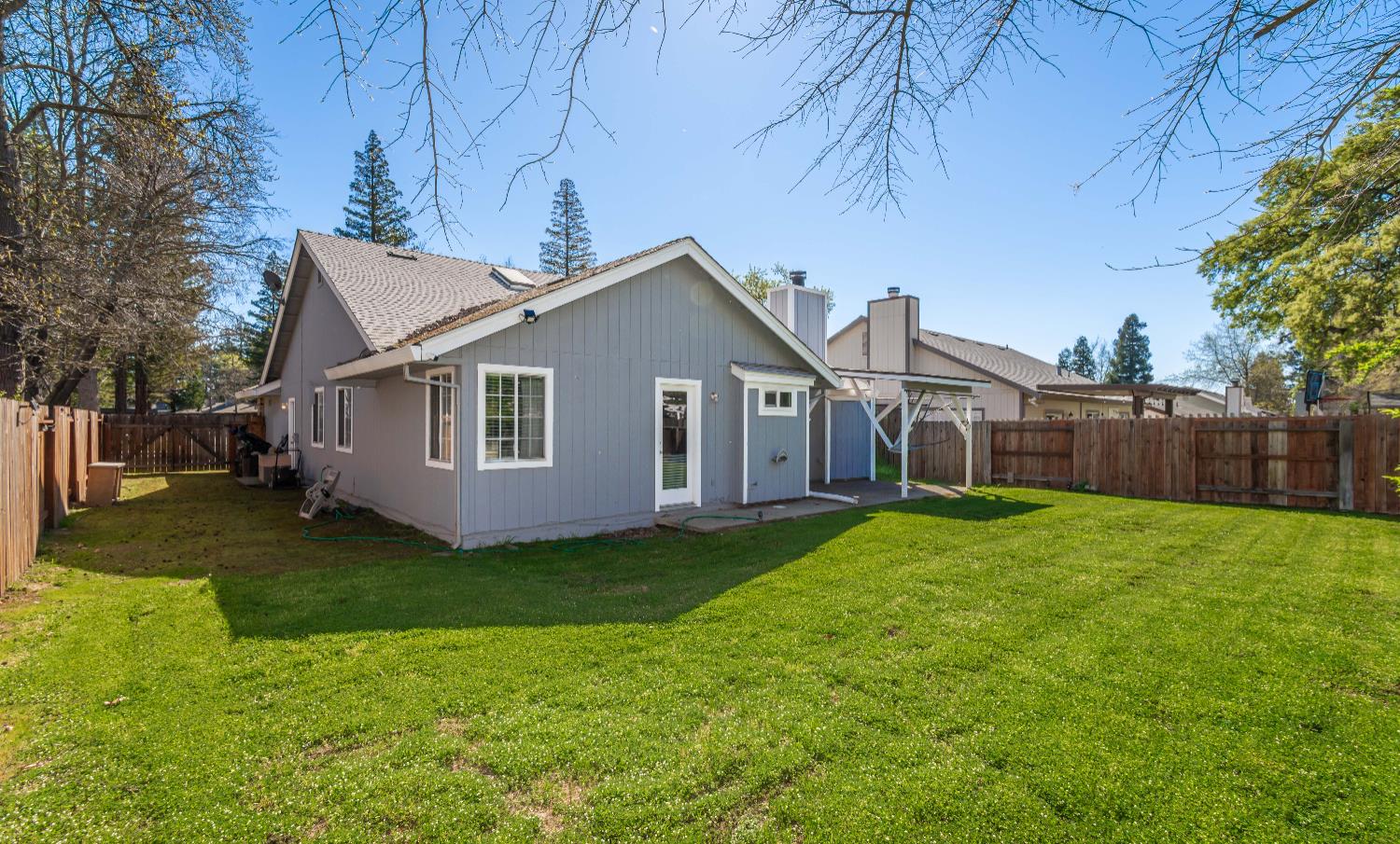 8127 Aztec Way Antelope, CA 95843 - Photo 4 of 53