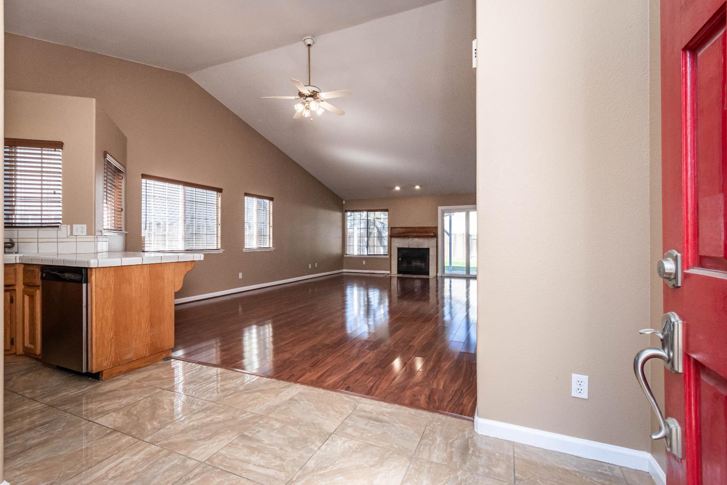 8127 Aztec Way Antelope, CA 95843 - Photo 7 of 53