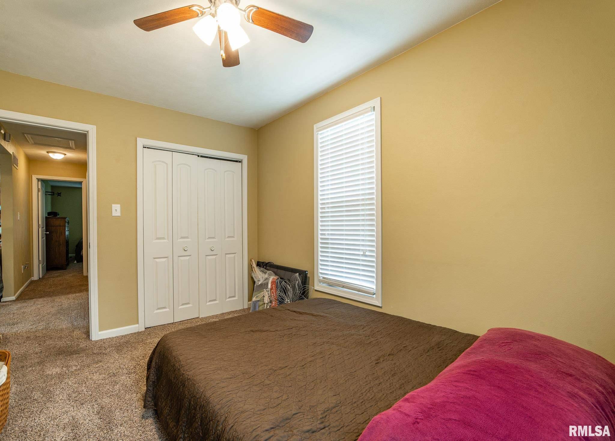 724 Decatur Street Lincoln, IL 62656 - Photo 12 of 17 Gallery Image 12