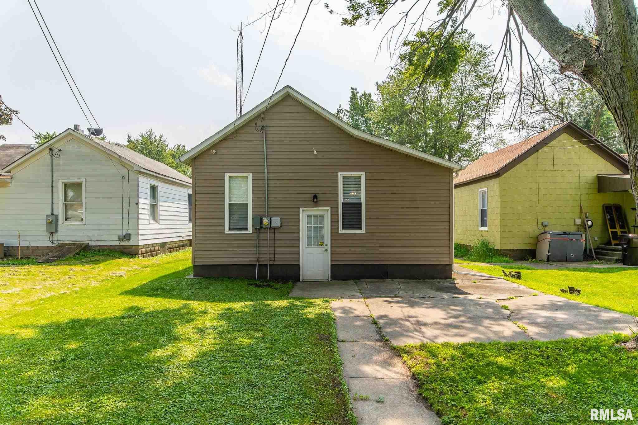 724 Decatur Street Lincoln, IL 62656 - Photo 15 of 17 Gallery Image 15