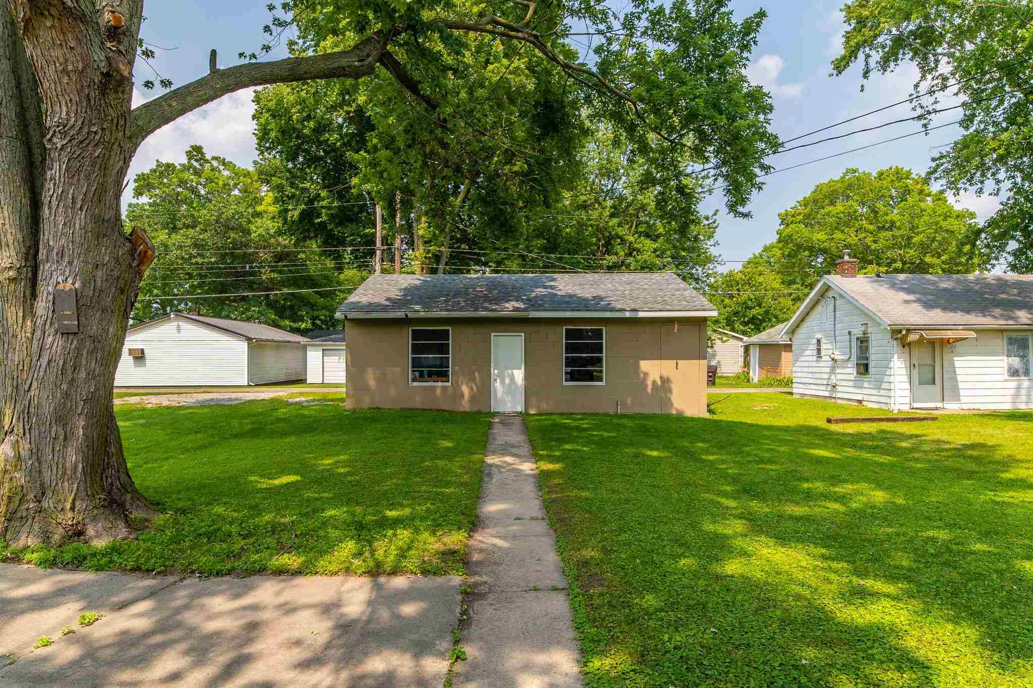 724 Decatur Street Lincoln, IL 62656 - Photo 16 of 17 Gallery Image 16