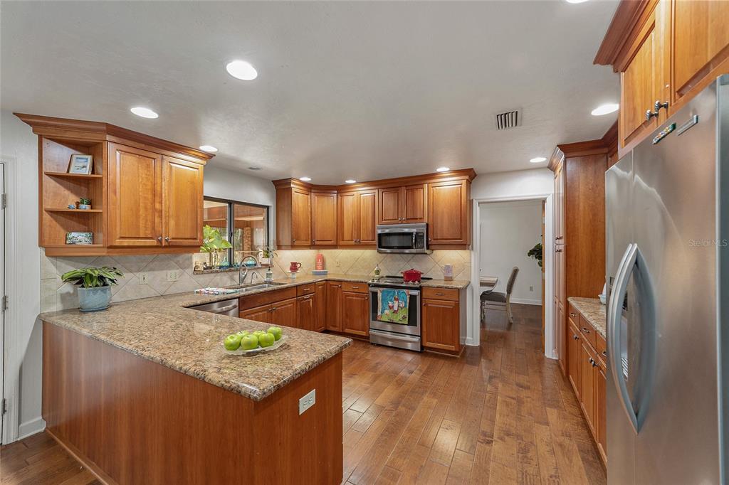 6015 Southwest 36th Way Gainesville, FL 32608 - Photo 6 of 67