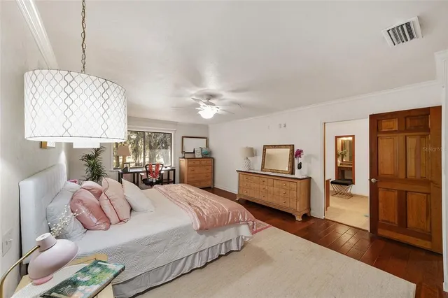 a view of an entryway with livingroom