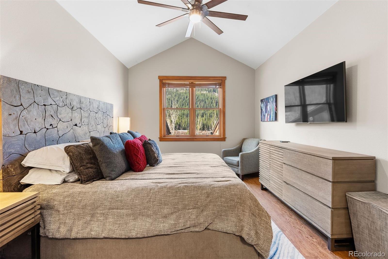 88 Hawk Circle, Unit 2349 Dillon, CO 80435 - Photo 14 of 26 a bedroom with a bed and window