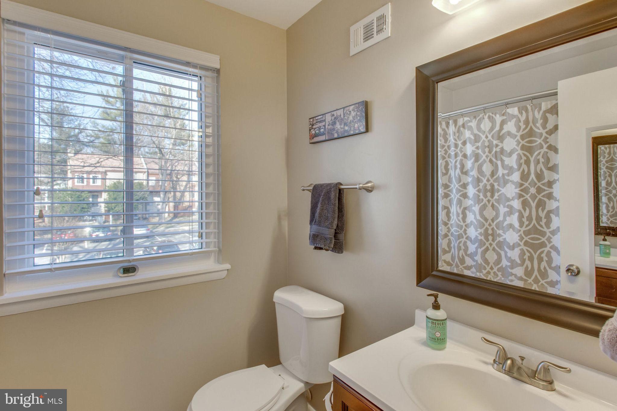 11069 Saffold Way Reston, VA 20190 - Photo 25 of 66