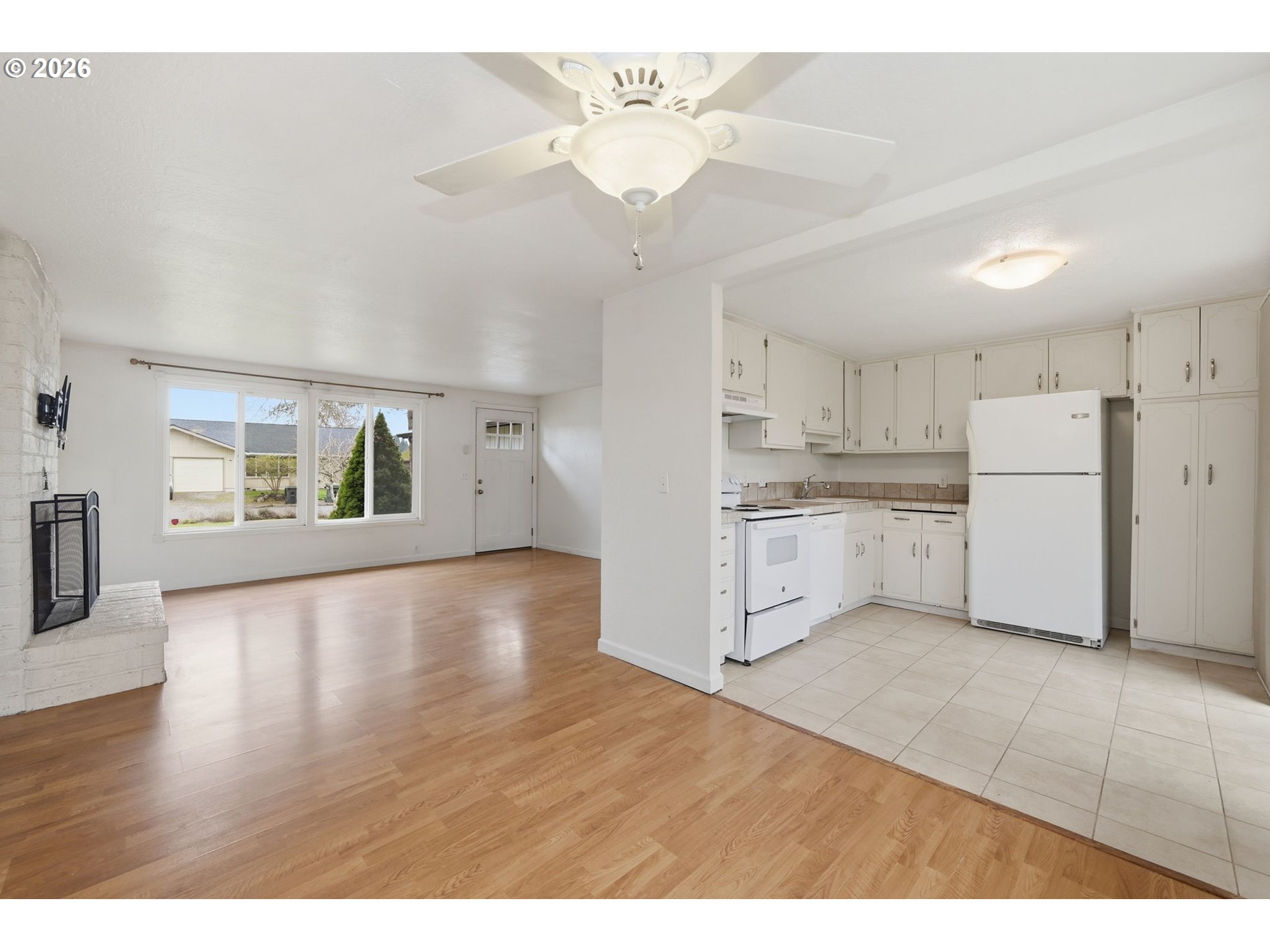 3705 Peppertree Drive Eugene, OR 97402 - Photo 13 of 41