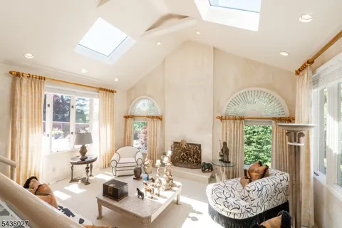 $1,450,000 | 10 Pinnacle Point, Randolph, NJ 07869
