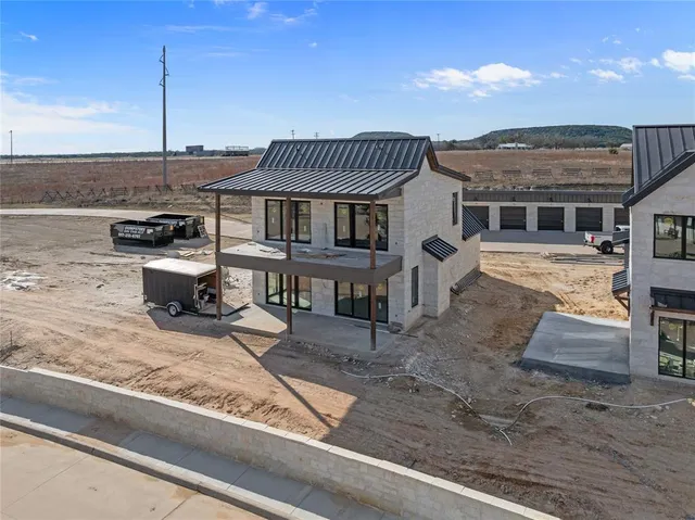 $1,650,000 | 355 Emma Jean Trail, Iredell, TX 76649