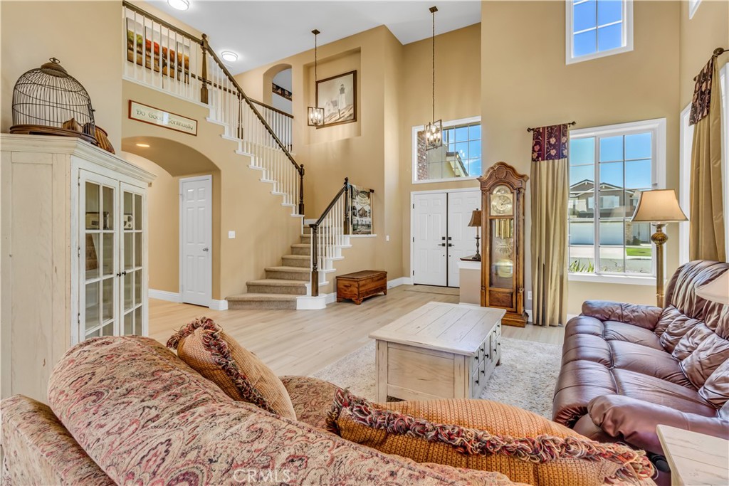 28308 Corte Ocaso Temecula, CA 92592 - Photo 9 of 43