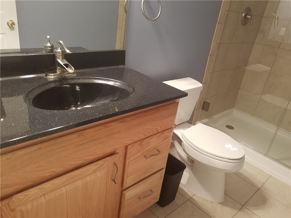 206 Riverlake Road Fair Play, SC 29643 - Photo 29 of 42 Finished basement Full Bathroom