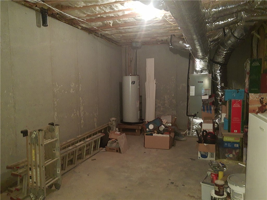 206 Riverlake Road Fair Play, SC 29643 - Photo 34 of 42 Basement Storage area