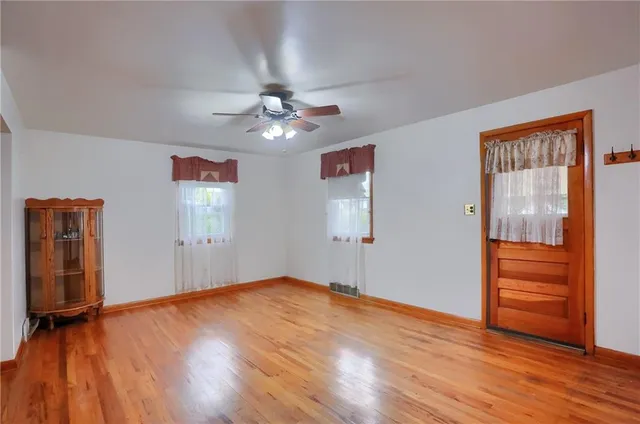 $189,000 | 306 Hazen Avenue, Ellwood City, PA 16117