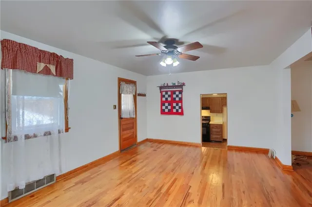 $189,000 | 306 Hazen Avenue, Ellwood City, PA 16117