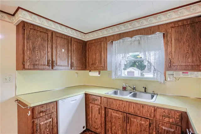 $189,000 | 306 Hazen Avenue, Ellwood City, PA 16117