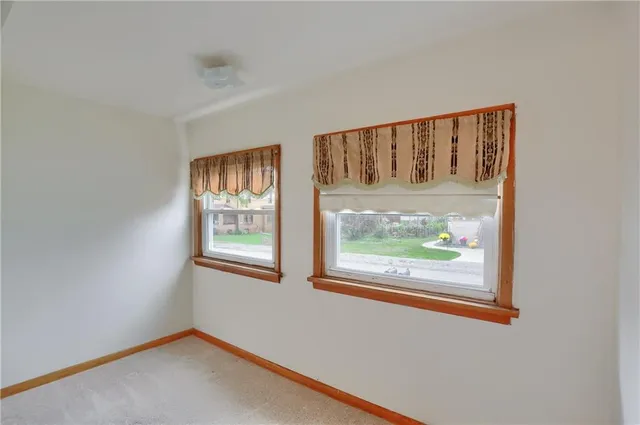 $189,000 | 306 Hazen Avenue, Ellwood City, PA 16117