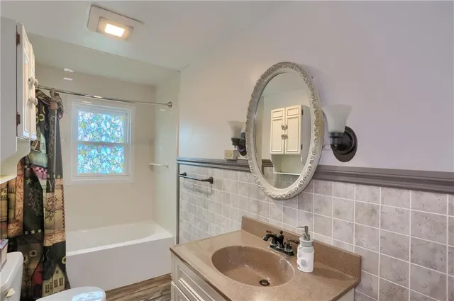 $189,000 | 306 Hazen Avenue, Ellwood City, PA 16117