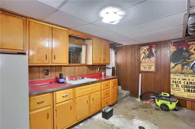 $189,000 | 306 Hazen Avenue, Ellwood City, PA 16117