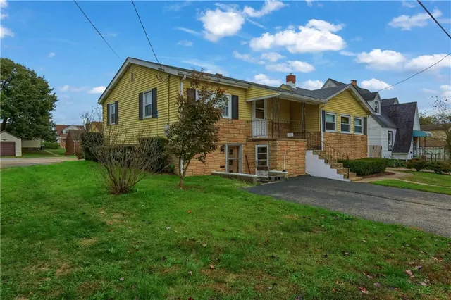 $189,000 | 306 Hazen Avenue, Ellwood City, PA 16117