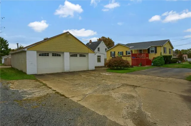 $189,000 | 306 Hazen Avenue, Ellwood City, PA 16117