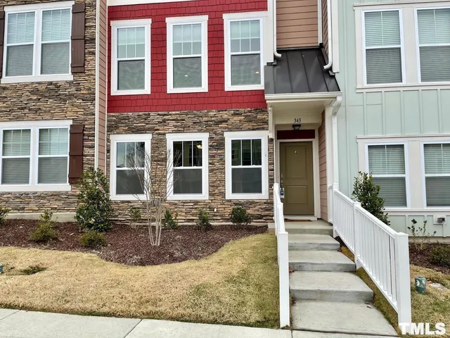 $2,195 | 343 Great Northern Station, Apex, NC 27502