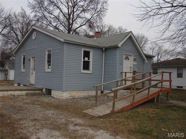 $49,900 | 134 Florida Avenue, Belleville, IL 62221