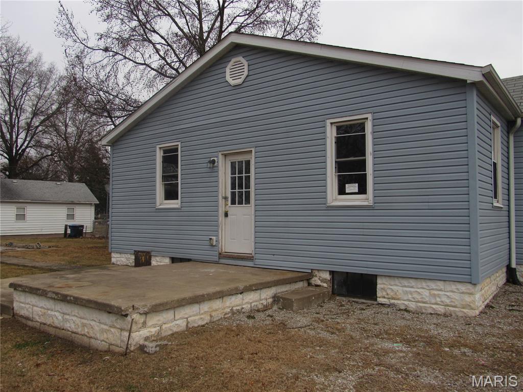 134 Florida Avenue Belleville, IL 62221 - Photo 3 of 13
