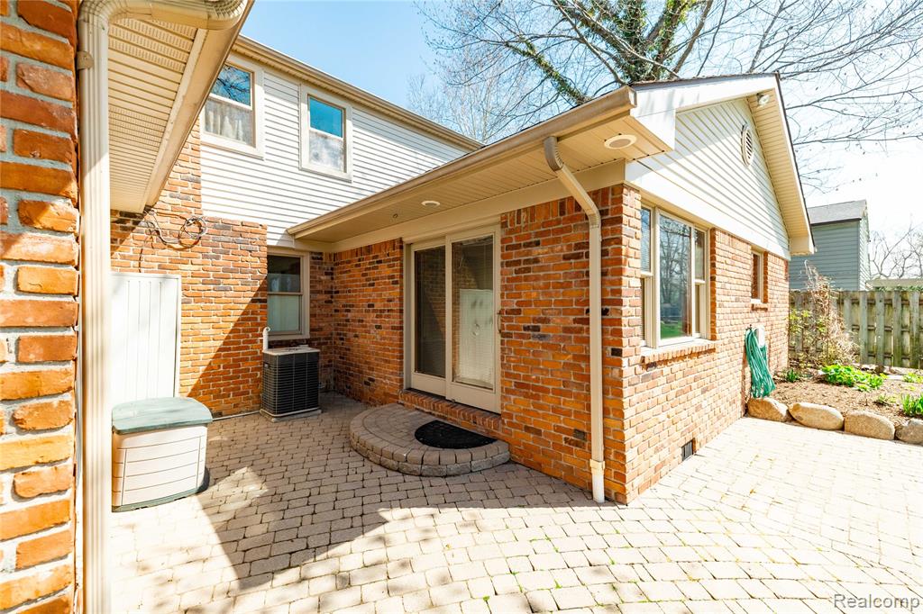 7611 Ferry Road Grosse Ile, MI 48138 - Photo 47 of 51