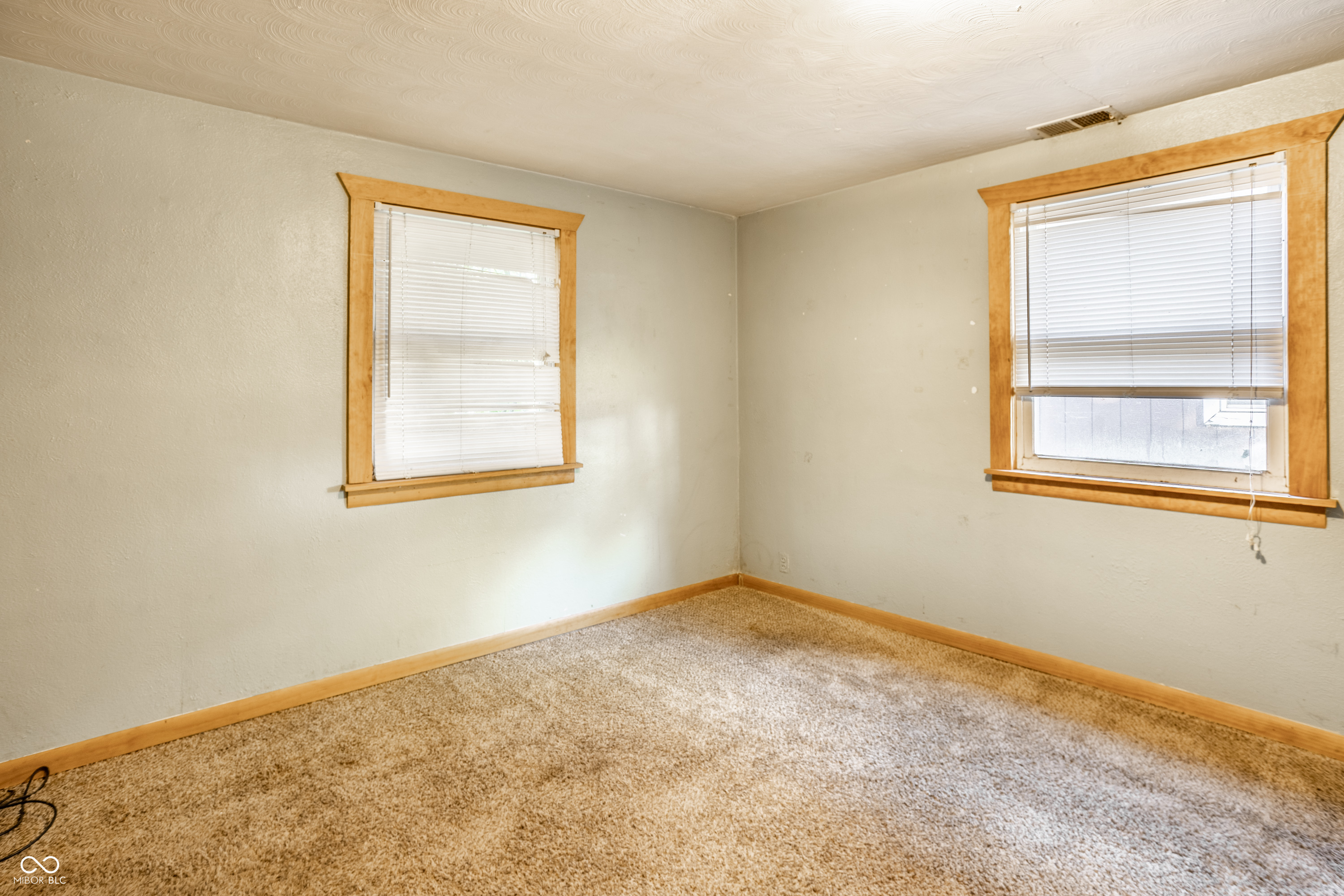 1100 Madison Street Frankton, IN 46044 - Photo 17 of 27