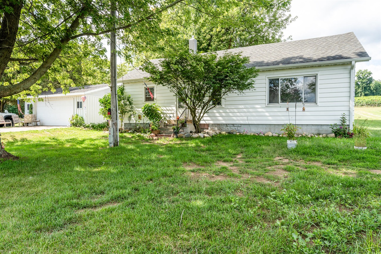 1980 Angling Road Coloma, MI 49038 - Photo 2 of 48