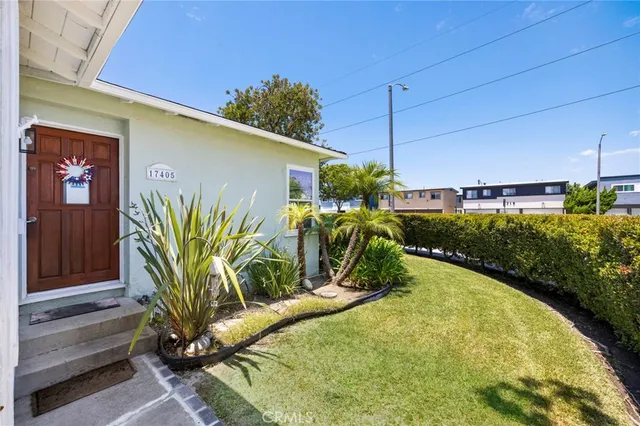 $949,000 | 17405 Kornblum Avenue, Torrance, CA 90504
