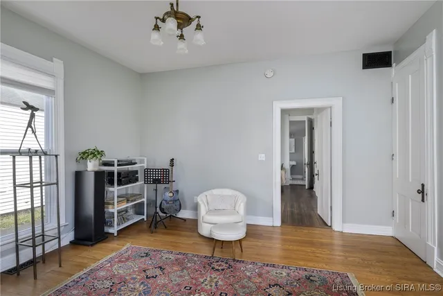 $325,000 | 511 East Chestnut Street, Corydon, IN 47112