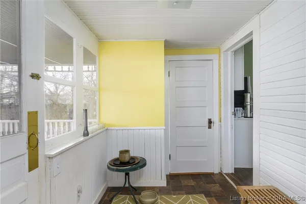 $299,900 | 511 East Chestnut Street, Corydon, IN 47112