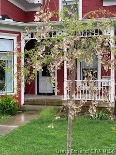 $299,900 | 511 East Chestnut Street, Corydon, IN 47112