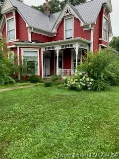 $299,900 | 511 East Chestnut Street, Corydon, IN 47112