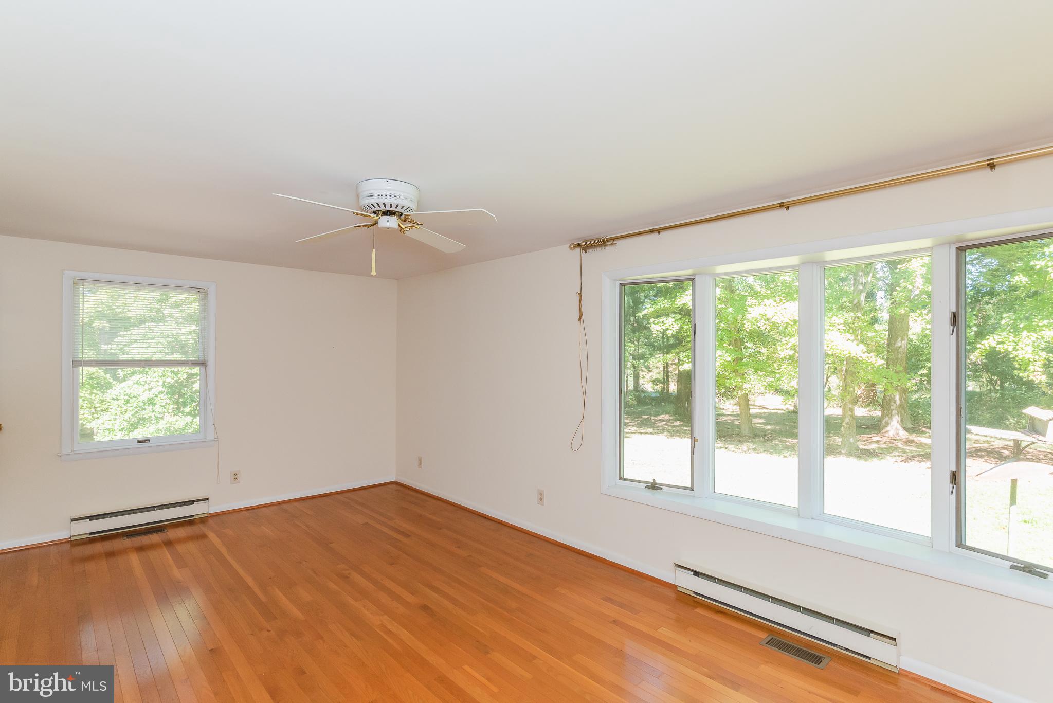 11843 Falls Road Cockeysville, MD 21030 - Photo 25 of 63 Master Bed
