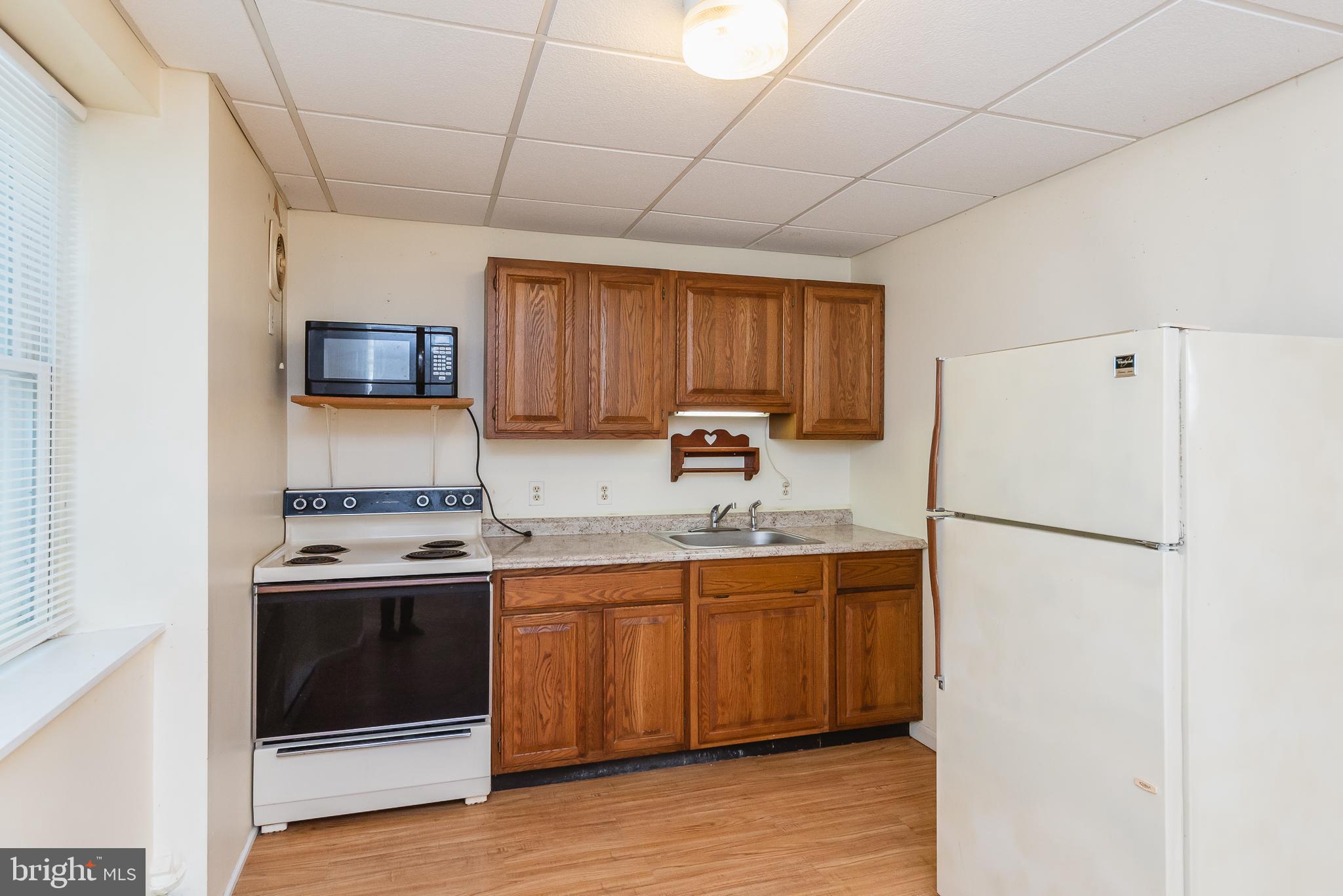 11843 Falls Road Cockeysville, MD 21030 - Photo 44 of 63 In-Law Kitchen