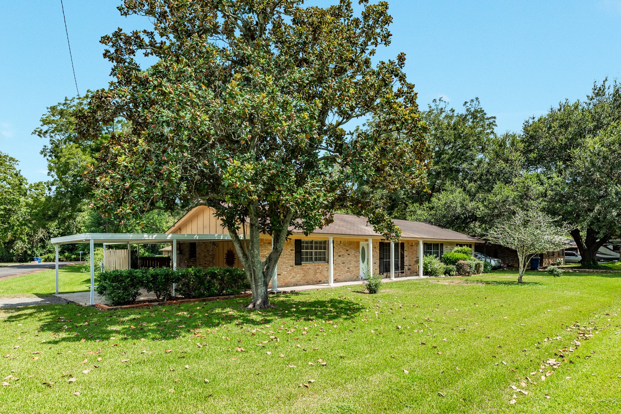 101 Irwin Road West Columbia, TX 77486 - Photo 2 of 26 Corner Lot