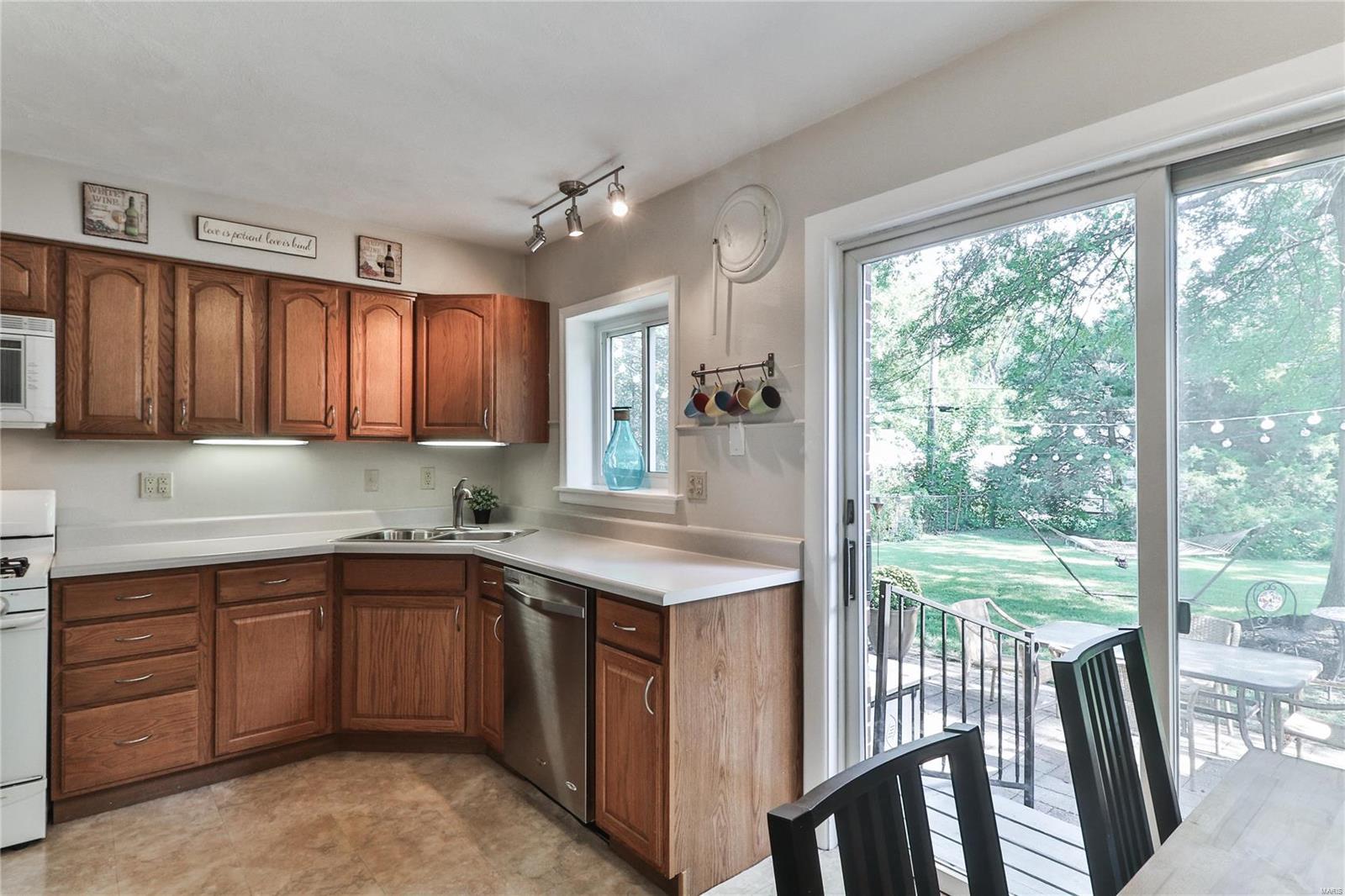 1128 Dougherty Ferry Road St. Louis, MO 63122 - Photo 15 of 36 Gallery Image 15