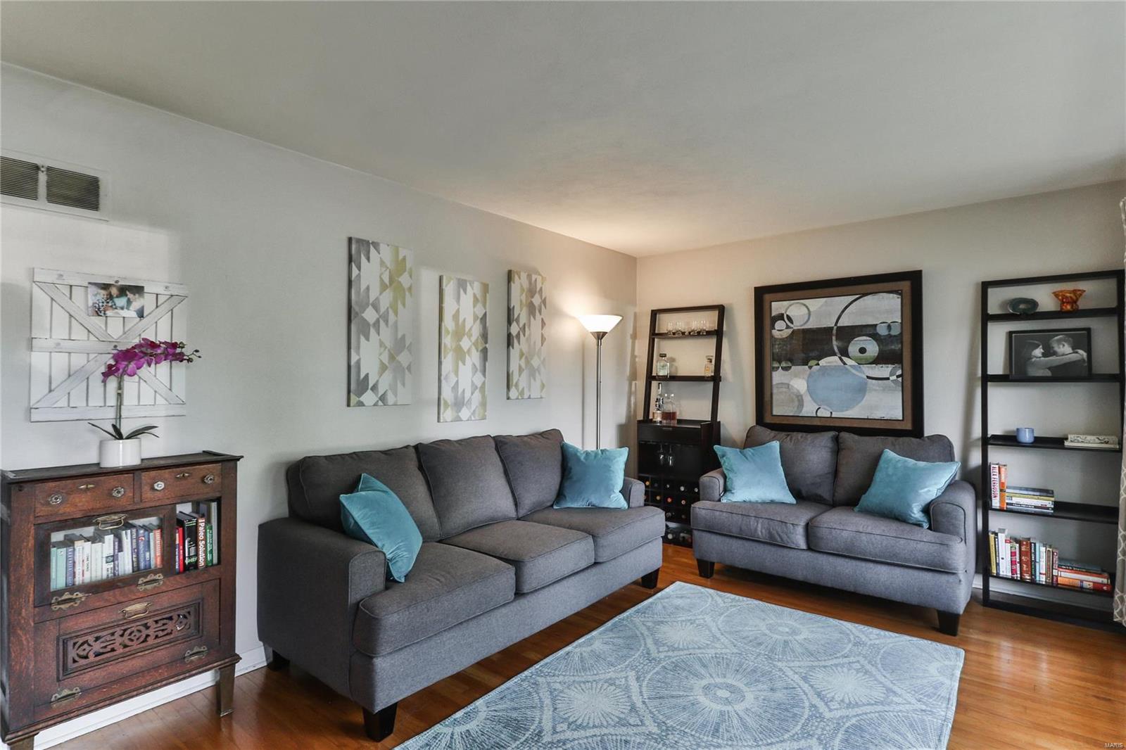 1128 Dougherty Ferry Road St. Louis, MO 63122 - Photo 5 of 36 Gallery Image 5