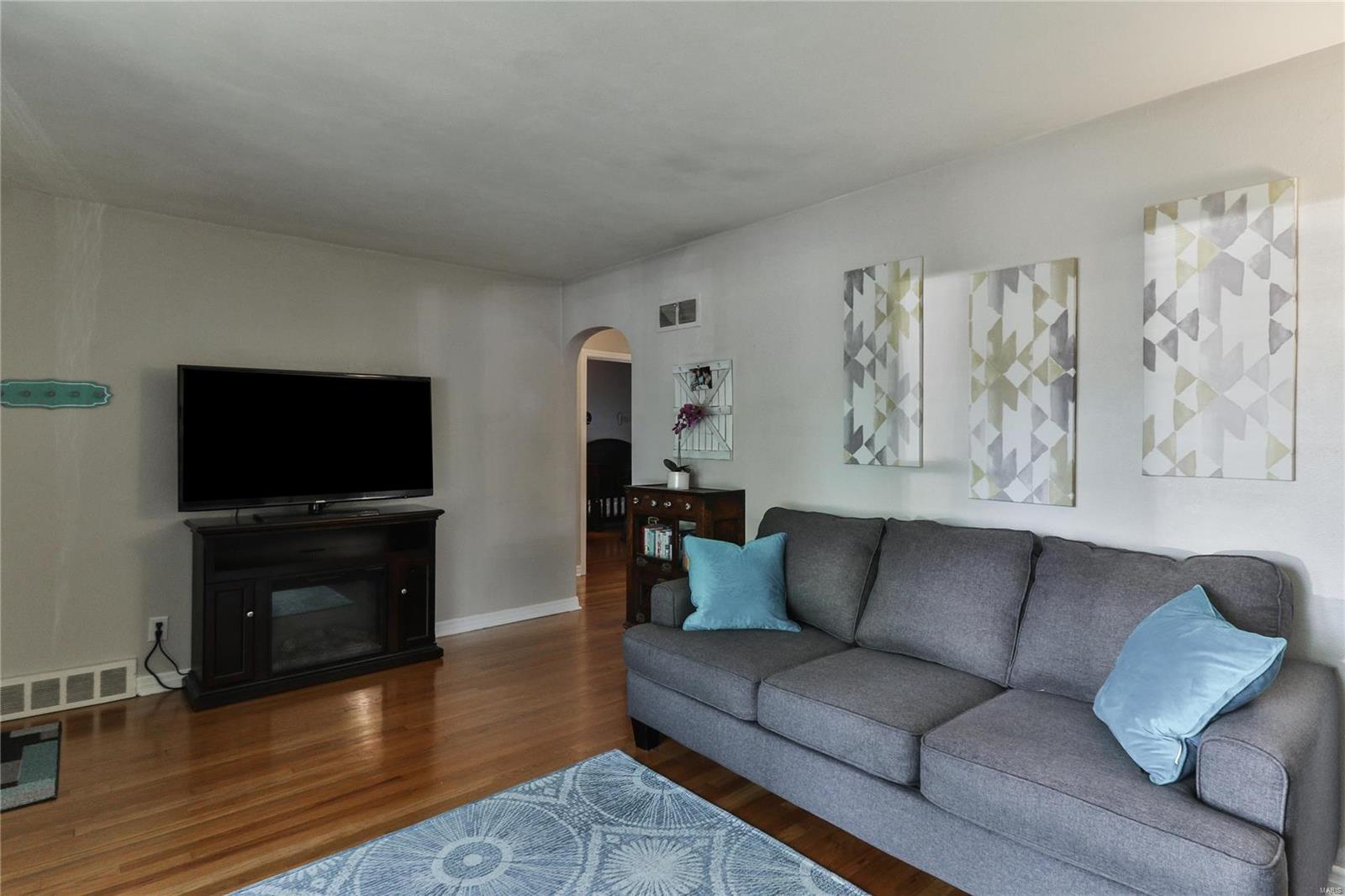 1128 Dougherty Ferry Road St. Louis, MO 63122 - Photo 6 of 36 Gallery Image 6