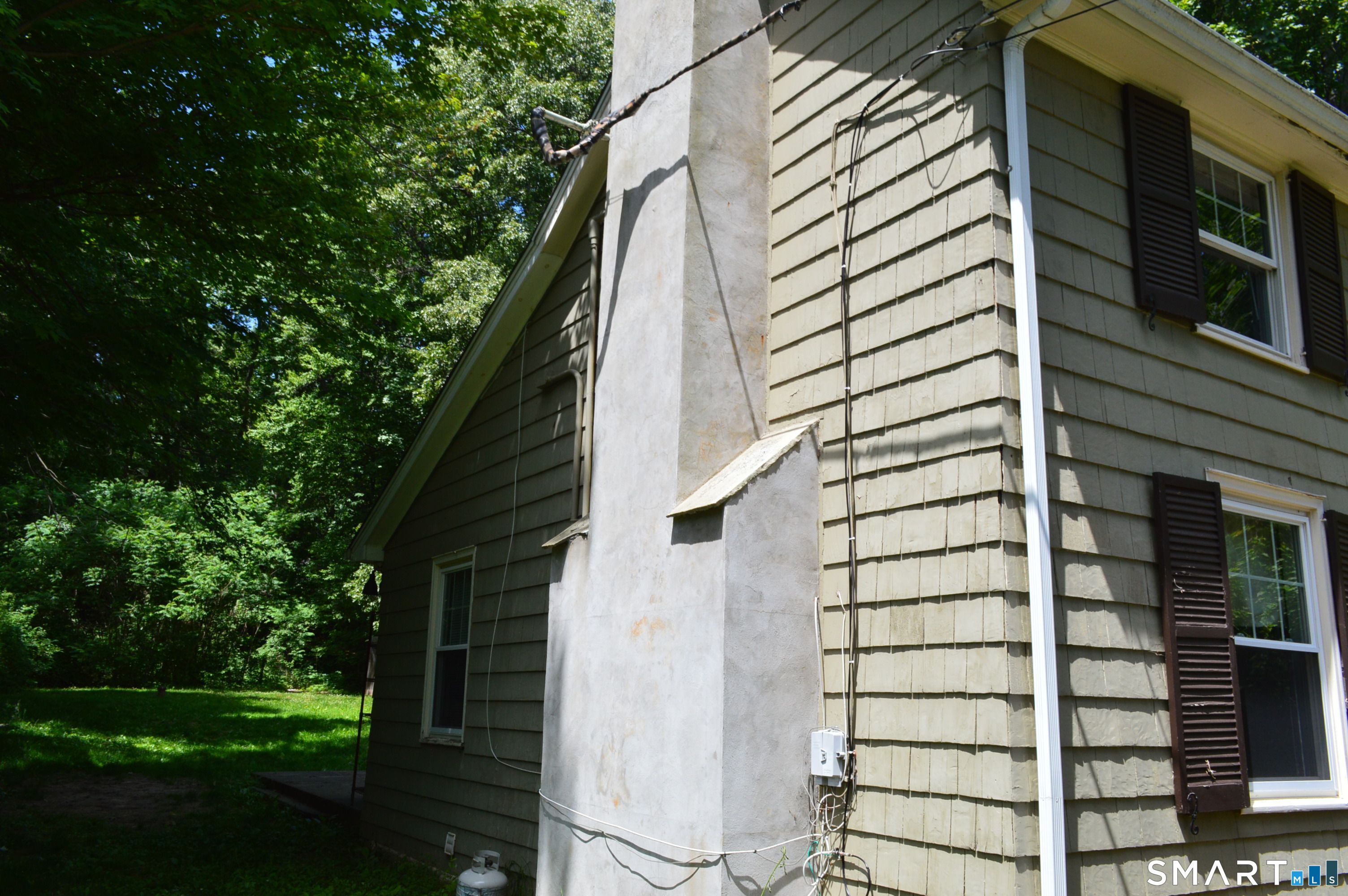 281 Hart Street Bristol, CT 06010 - Photo 3 of 13