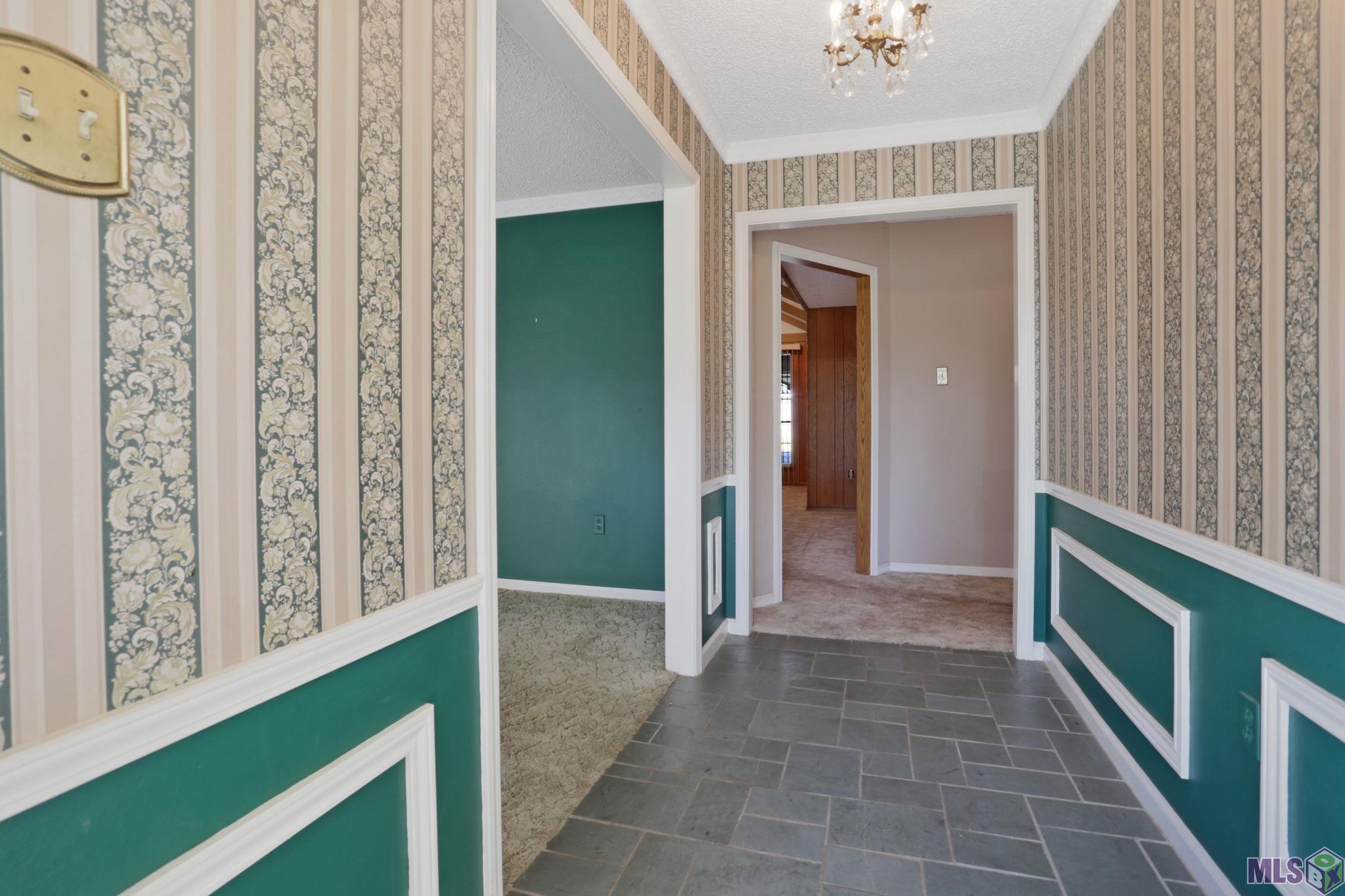 4522 Inchbrook Drive Baton Rouge, LA 70816 - Photo 2 of 16 Foyer from Front Door