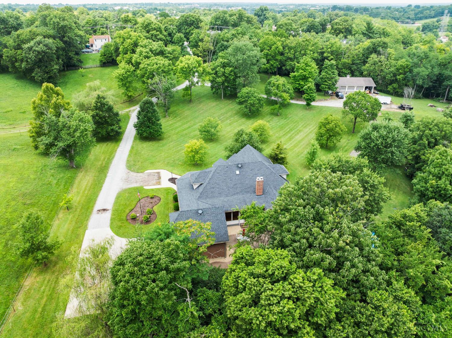 4520 School Section Road Cincinnati, OH 45211 - Photo 6 of 41 Gallery Image 6