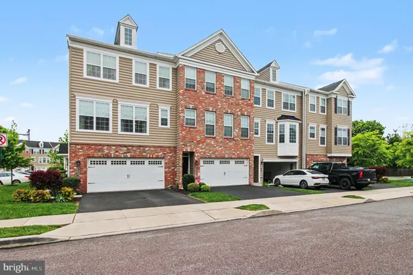 $458,000 | 100 Arlington Lane, Telford, PA 18969
