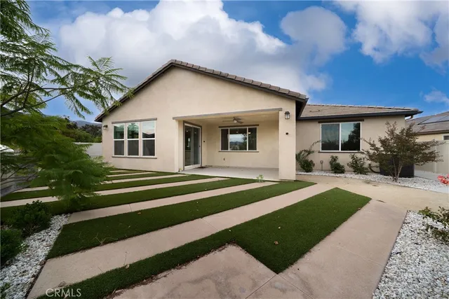 $789,000 | 16654 Elk Grv Lane, Lake Elsinore, CA 92530