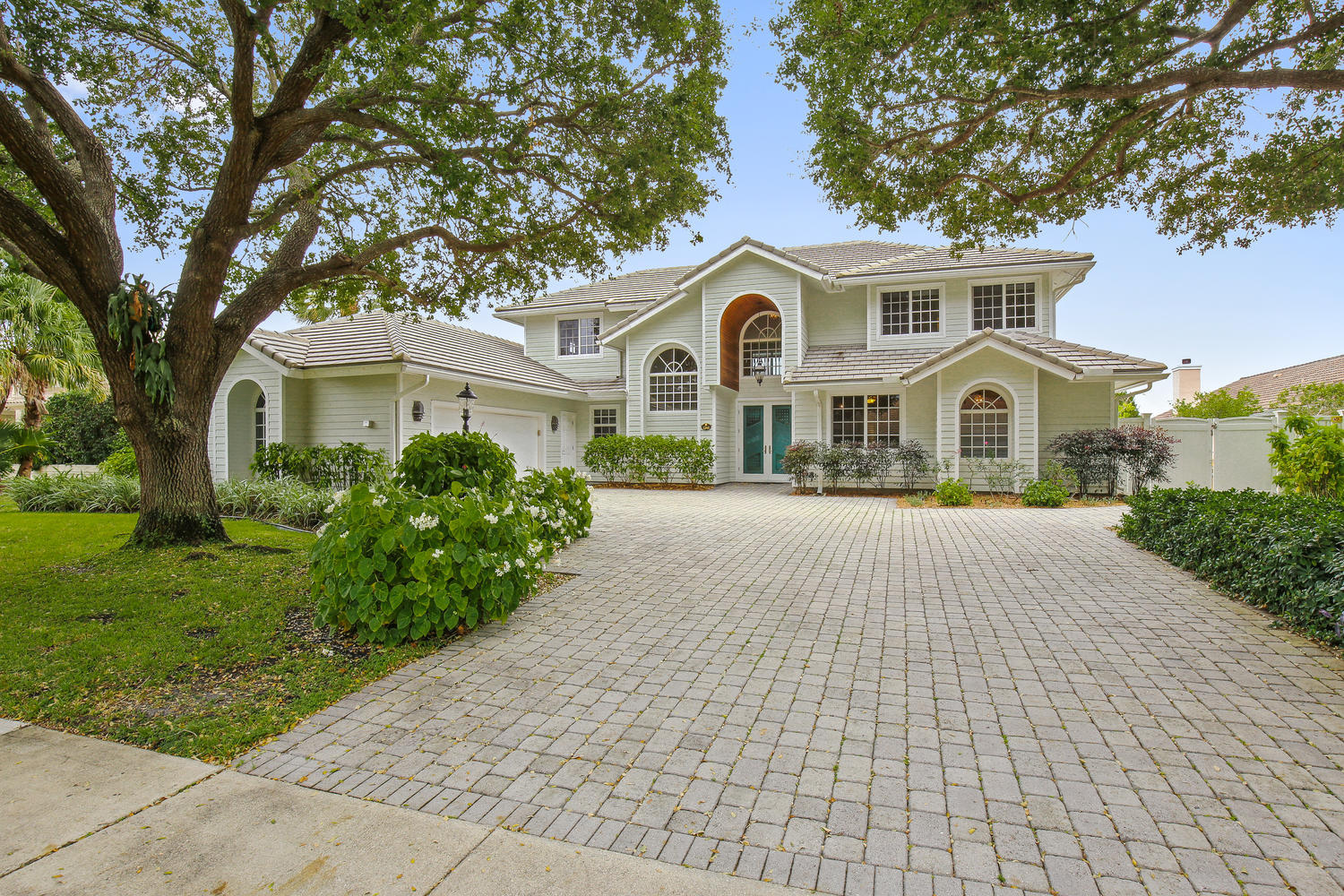 1240 Southwest 19th Avenue Boca Raton, FL 33486 - Photo 1 of 32 Front exterior
