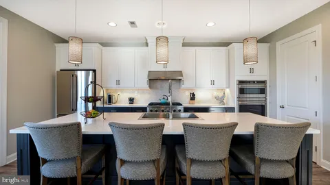 $975,000 | 1 Elizabeth Lane, Doylestown, PA 18901